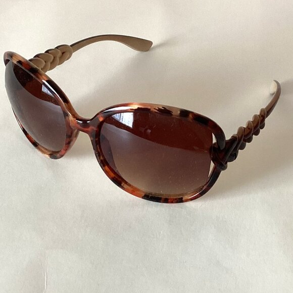 Women's Sunglasses Big Large Oversized Round Lenses Brown Lens Gradient - Picture 1 of 6